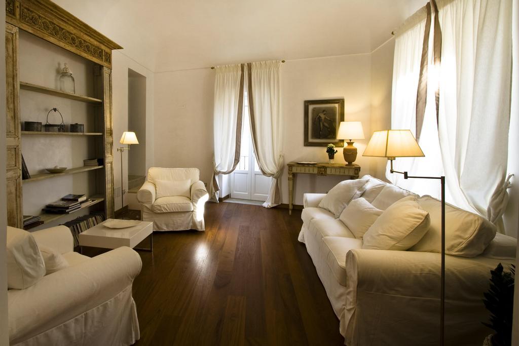 Palazzo Spagna Villa Syracuse Room photo